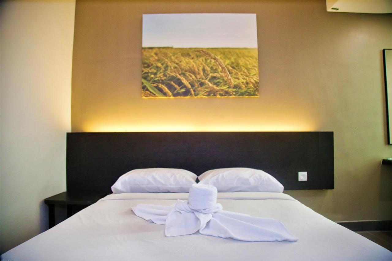Padi Padi Hotel Kangar Exterior foto